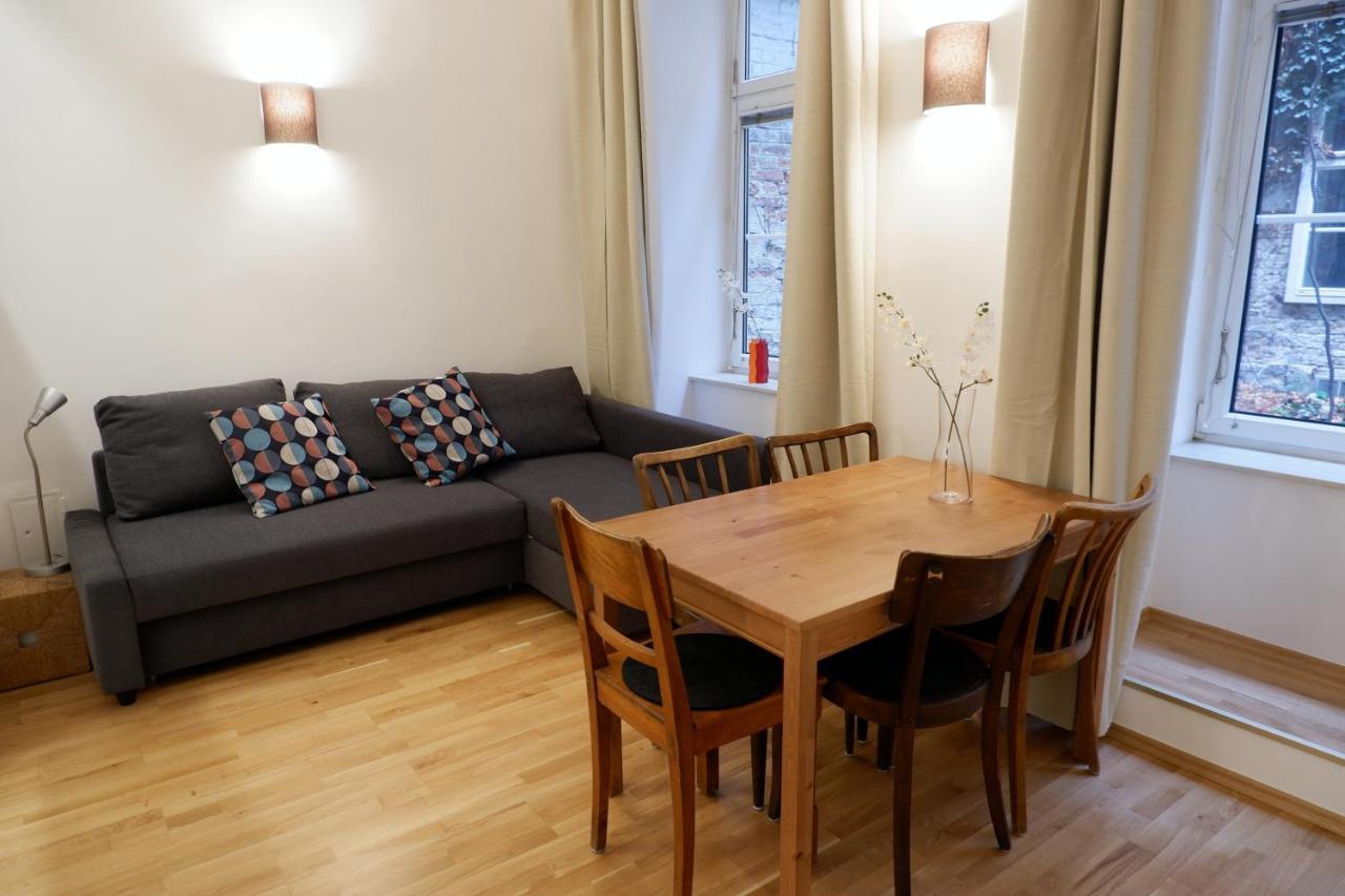 Apartments Near Augarten Виена Екстериор снимка