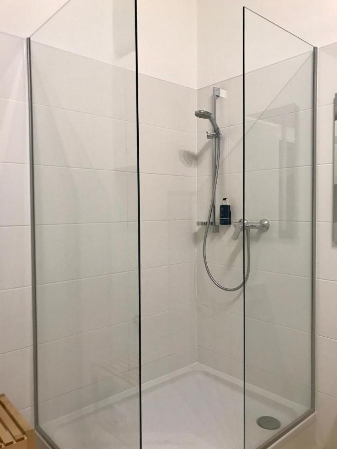 Apartments Near Augarten Виена Екстериор снимка